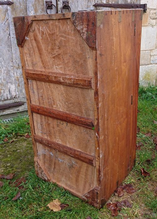 GREAT QUALITY EARLY 20TH CENTURY TRAVELLING COFFER CHEST - ADDITIONAL PHOTO 11