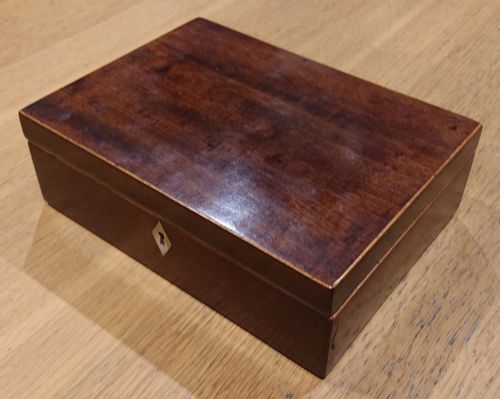 small 18th century box - CATEGORY: ANTIQUE BOXES - DATED GEORGIAN