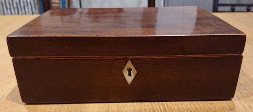 SMALL 18TH CENTURY BOX - ADDITIONAL PHOTO 3