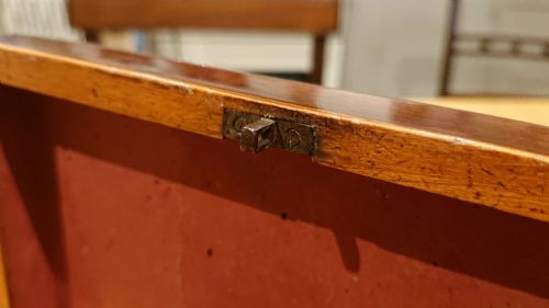 SMALL 18TH CENTURY BOX - ADDITIONAL PHOTO 7