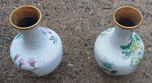 TWO CLOISONEE VASES - ADDITIONAL PHOTO 3