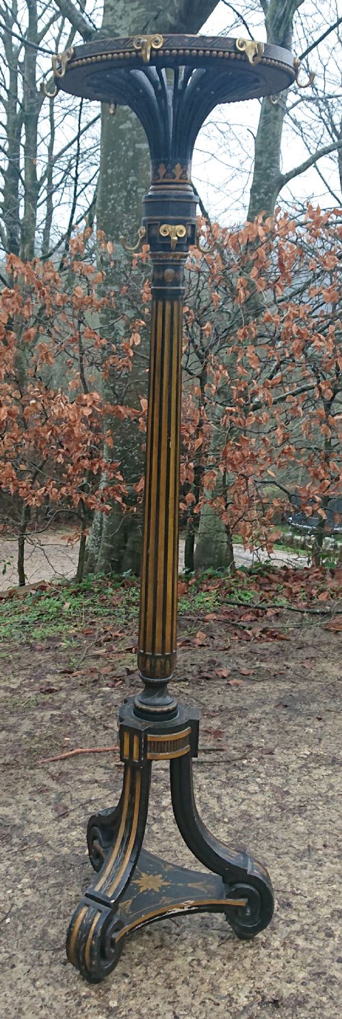very well preserved good scale and fine quality hatstand in the italianate style - CATEGORY: ANTIQUE FURNITURE - DATED VICTORIAN