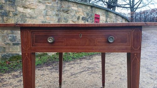 FINE QUALITY 18TH CENTURY PEMBROKE TABLE - ADDITIONAL PHOTO 2