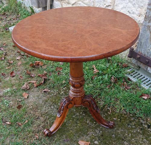 VERY FINE QUALITY 19TH CENTURY AMBOYNA TRIPOD WINE TABLE - ADDITIONAL PHOTO 3