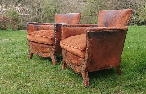 OLD LEATHER PAIR OF CHAIRS - ADDITIONAL PHOTO 4