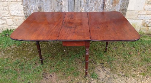 EARLY 19TH CENTURY MAHOGANY FOLDING DINING TABLE - ADDITIONAL PHOTO 6