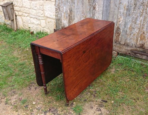 EARLY 19TH CENTURY MAHOGANY FOLDING DINING TABLE - ADDITIONAL PHOTO 10