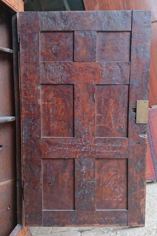 MID 18TH CENTURY BURR OAK CORNER CUPBOARD - ADDITIONAL PHOTO 7