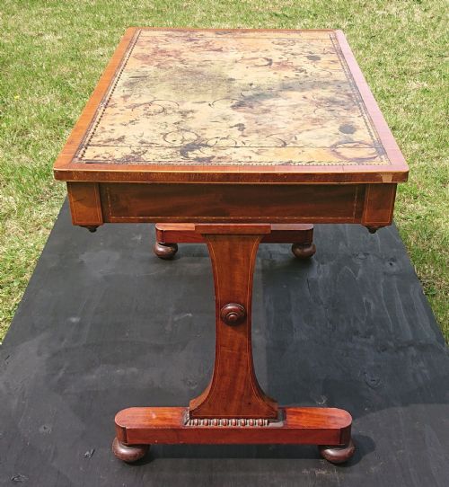 A 19TH CENTURY ANTIQUE WRITING TABLE - ADDITIONAL PHOTO 11