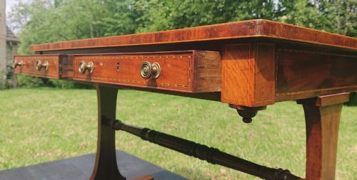 A 19TH CENTURY ANTIQUE WRITING TABLE - ADDITIONAL PHOTO 14