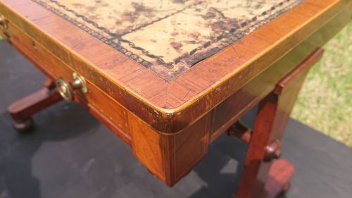 A 19TH CENTURY ANTIQUE WRITING TABLE - ADDITIONAL PHOTO 15