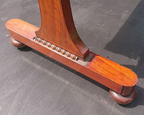 A 19TH CENTURY ANTIQUE WRITING TABLE - ADDITIONAL PHOTO 17