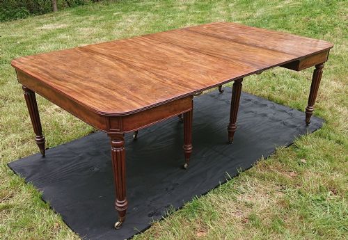 REGENCY MAHOGANY ANTIQUE DINING TABLE BY GILLOWS OF LANCASTER AND LONDON - ADDITIONAL PHOTO 1