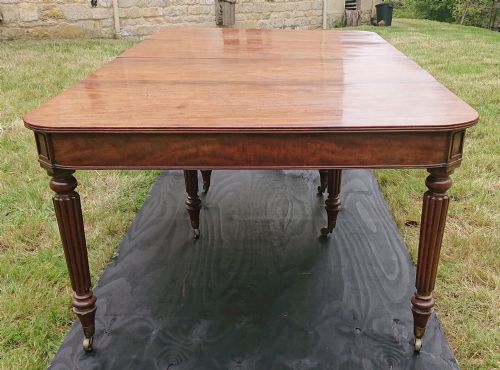 REGENCY MAHOGANY ANTIQUE DINING TABLE BY GILLOWS OF LANCASTER AND LONDON - ADDITIONAL PHOTO 9