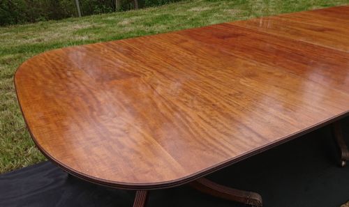 THREE PEDESTAL DINING TABLE - ADDITIONAL PHOTO 6