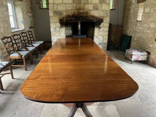 THREE PEDESTAL DINING TABLE - ADDITIONAL PHOTO 13