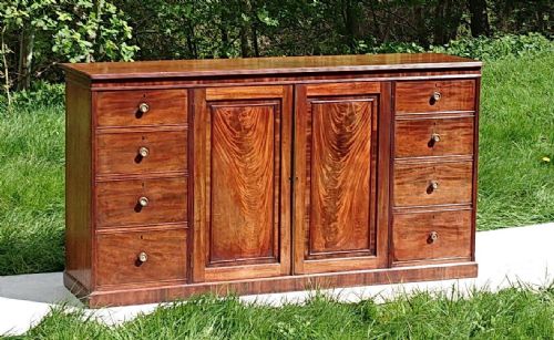 EARLY 19TH CENTURY LINEN PRESS COMPENDIUM ATTRIBUTED TO GILLOWS OF LANCASTER AND LONDON - ADDITIONAL PHOTO 7