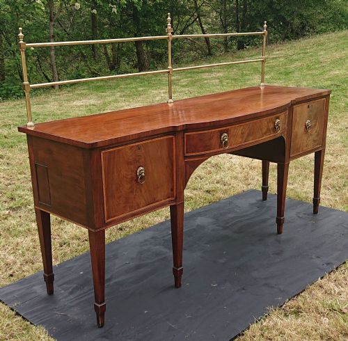 18TH CENTURY GEORGE III PERIOD MAHOGANY ANTIQUE SIDEBOARD - ADDITIONAL PHOTO 2