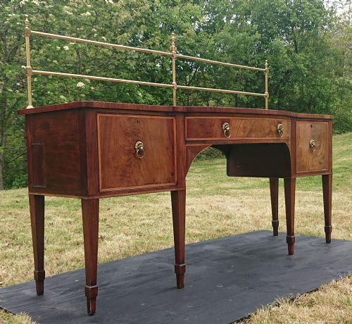 18TH CENTURY GEORGE III PERIOD MAHOGANY ANTIQUE SIDEBOARD - ADDITIONAL PHOTO 3
