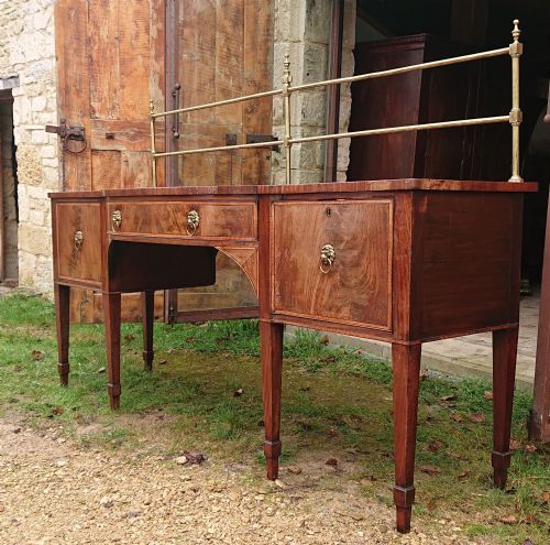 18TH CENTURY GEORGE III PERIOD MAHOGANY ANTIQUE SIDEBOARD - ADDITIONAL PHOTO 16