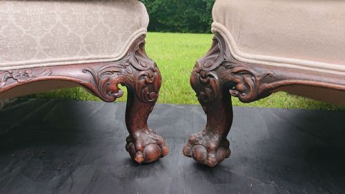 HOWARD AND SONS DEEP SEATED SPECIAL BRIDGEWATER SET OF TWO CHAIRS AND A SOFA STANDING ON BALL AND CLAW FEET - ADDITIONAL PHOTO 16