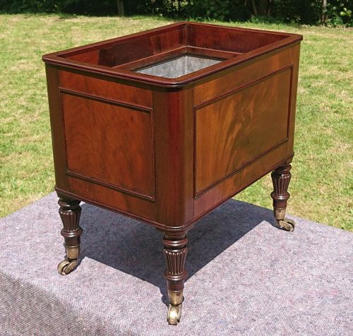 EARLY 19TH CENTURY REGENCY MAHOGANY WINE COOLER CELLARETTE ATTRIBUTED TO GILLOWS OF LANCASTER AND LONDON - ADDITIONAL PHOTO 8