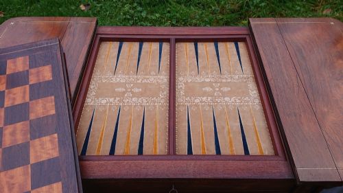 EARLY 19TH CENTURY REGENCY GAMES TABLE WITH REMOVABLE CHESS AND BACKGAMMON BOARDS ATTRIBUTED TO GILLOWS - ADDITIONAL PHOTO 3