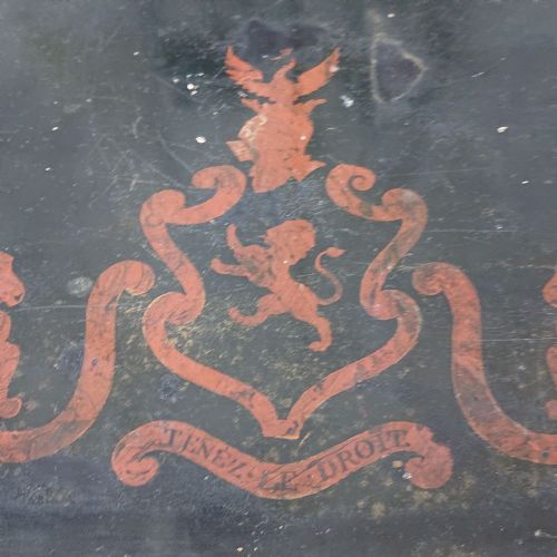 LARGE SCALE COUNTRY HOUSE CONSOLE TABLE WITH CLIFTON FAMILY COAT OF ARMS FOR LYTHAM HALL - ADDITIONAL PHOTO 4