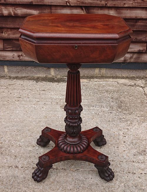19TH CENTURY TEAPOY ATTRIBUTED TO GILLOWS - ADDITIONAL PHOTO 1