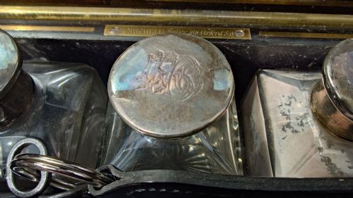 NINETEENTH CENTURY COROMANDEL VANITY CASE DRESSING BOX MADE BY H MITCHELL OF 168 OXFORD STREET LONDON - ADDITIONAL PHOTO 10