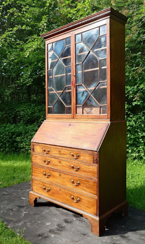 GREAT PROPORTION TALL AND SLIM 18TH CENTURY BUREAU BOOKCASE - ADDITIONAL PHOTO 5