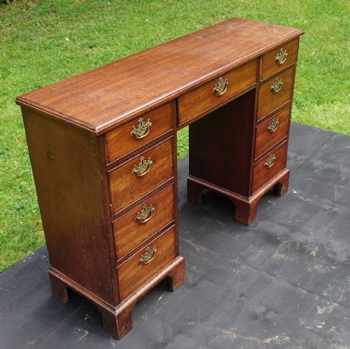 VERY NARROW 18TH CENTURY GEORGE III PERIOD SIDEBOARD - ADDITIONAL PHOTO 5