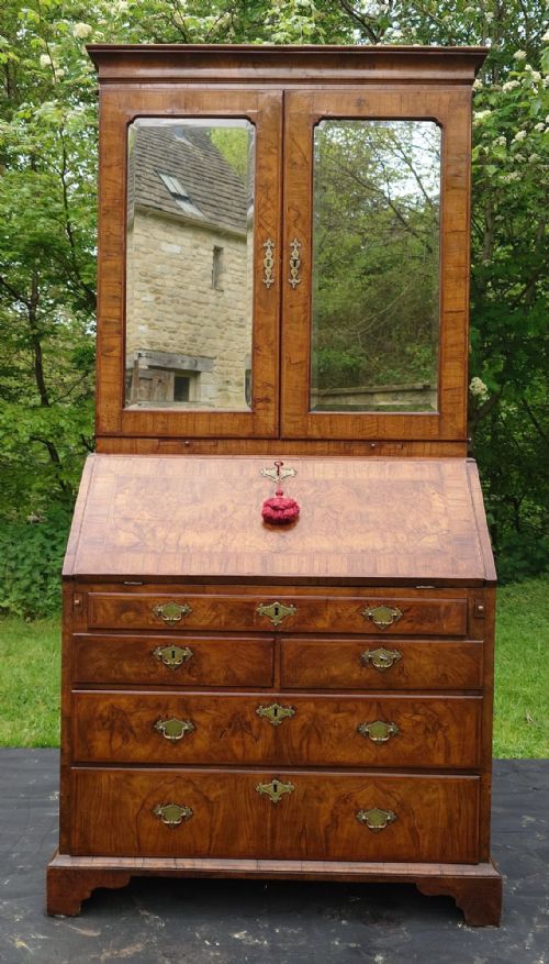 EIGHTEENTH CENTURY WALNUT BUREAU BOOKCASE - ADDITIONAL PHOTO 1