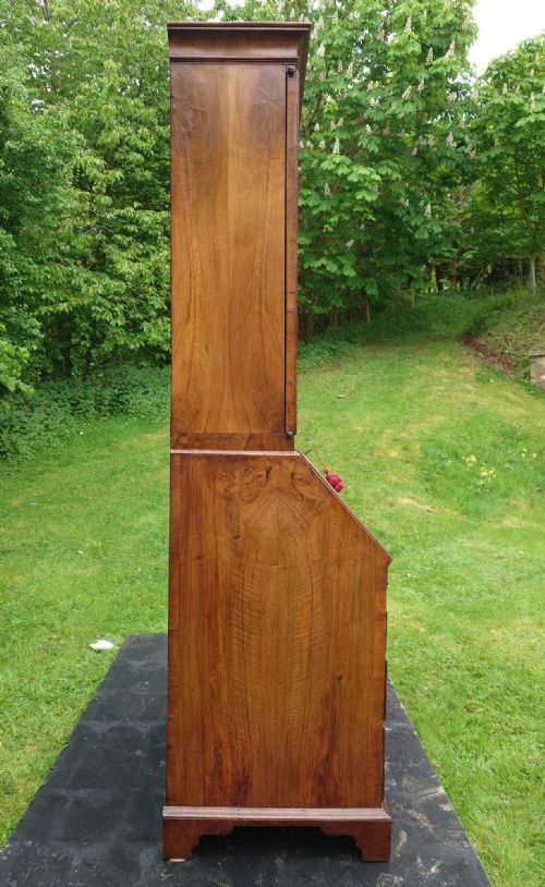 EIGHTEENTH CENTURY WALNUT BUREAU BOOKCASE - ADDITIONAL PHOTO 12