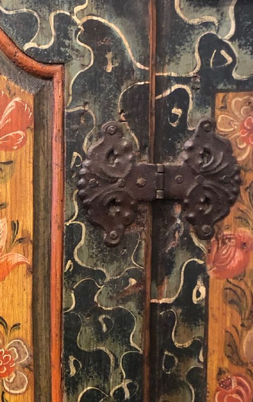AUSTRIAN EMPIRE ARMOIRE CIRCA 1850 - ADDITIONAL PHOTO 8