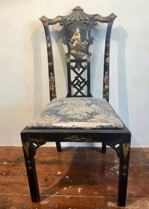 PAIR OF HIGH REGENCY LAQUER CHAIRS IN THE CHINESE STYLE - ADDITIONAL PHOTO 5