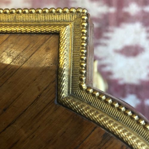FRENCH DRESSING TABLE IN LOUIS XV STYLE - ADDITIONAL PHOTO 15