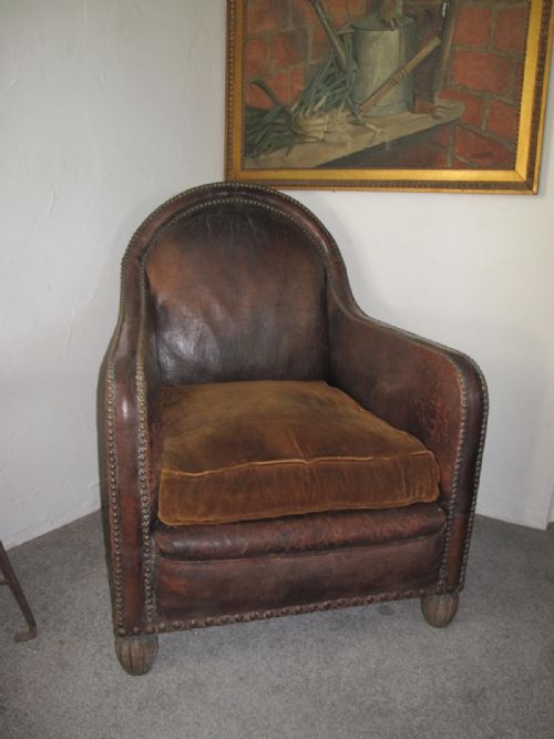 SUPERB FRENCH LEATHER STUDDED ARMCHAIR C 1920 - ADDITIONAL PHOTO 1