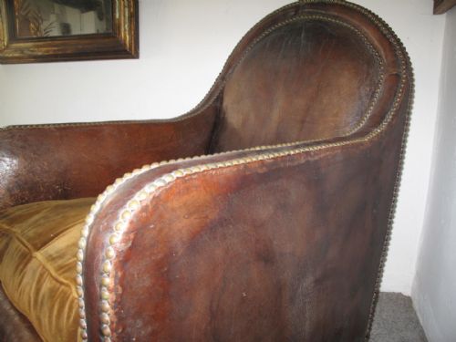 SUPERB FRENCH LEATHER STUDDED ARMCHAIR C 1920 - ADDITIONAL PHOTO 5