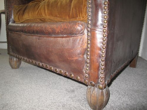 SUPERB FRENCH LEATHER STUDDED ARMCHAIR C 1920 - ADDITIONAL PHOTO 6
