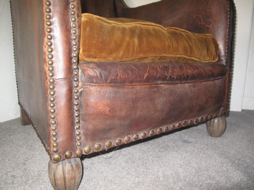 SUPERB FRENCH LEATHER STUDDED ARMCHAIR C 1920 - ADDITIONAL PHOTO 7