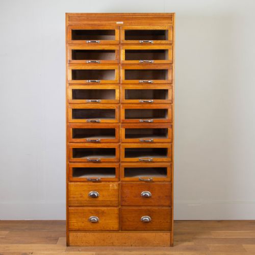 haberdashery drawers 1930 oak 20 drawers - CATEGORY: ANTIQUE CABINETS - DATED 1930