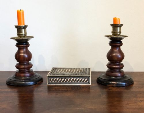 pair candlesticks 18th century - CATEGORY: ANTIQUE LIGHTING - DATED 18TH CENTURY