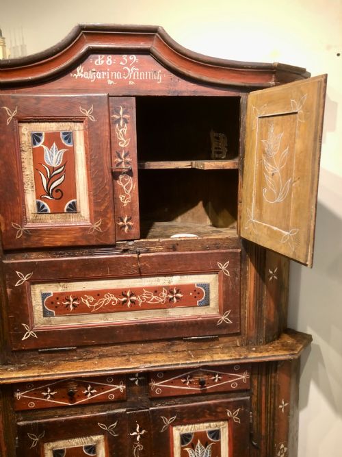 AUSTRO HUNGARIAN EMPIRE CORNER CUPBOARD 1839 - ADDITIONAL PHOTO 2