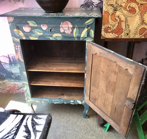 FRENCH 19TH CENTURY SINGLE DOOR CANTERBURY CUPBOARD BY MELISSA WHITE - ADDITIONAL PHOTO 4