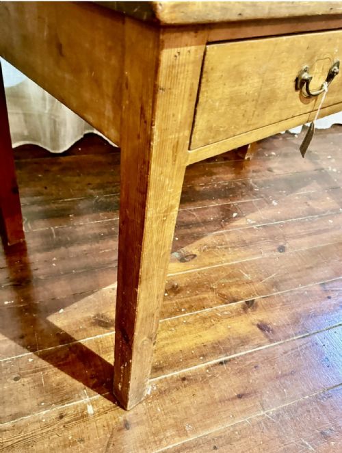 19TH CENTURY SYCAMORE KITCHEN TABLE - ADDITIONAL PHOTO 1