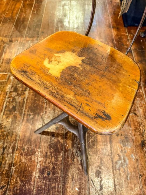EARLY 20TH CENTURY EVERTAUT INDUSTRIAL WORKSHOP CHAIR - ADDITIONAL PHOTO 3