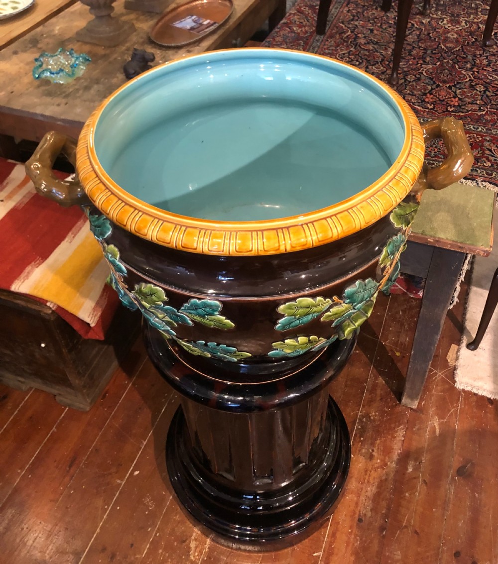 Sarreguemines Majolica Jardiniere and Fluted Column 1649. View IV