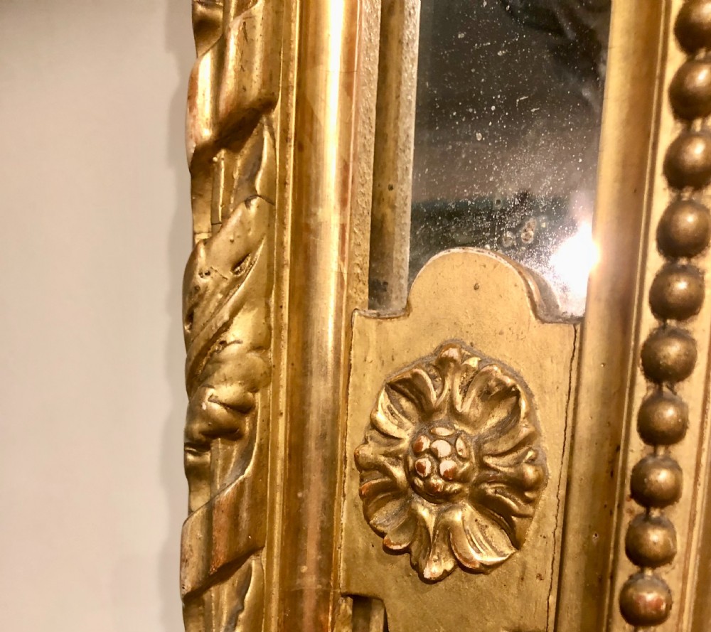 LARGE GILDED MIRROR CIRCA 1880. View V