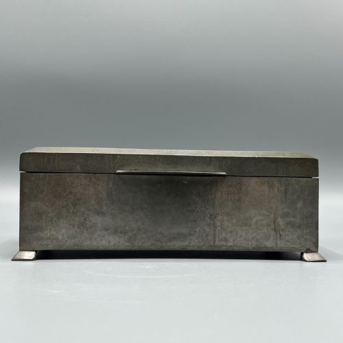 LIBERTY CO ENGLISH PEWTER CIGARETTE BOX TUDRIC 01366 ARTS CRAFTS C 1905 - ADDITIONAL PHOTO 2